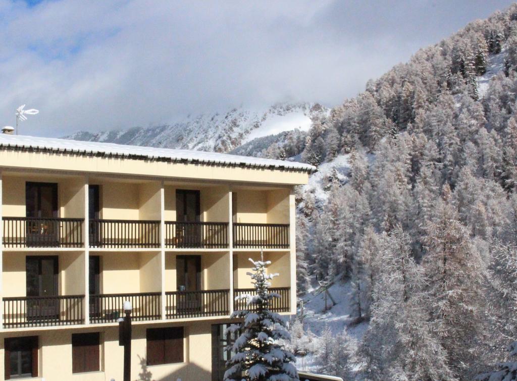 Les Carlines Hotel Vars  Exterior photo